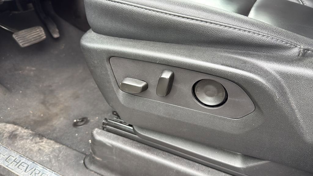 Used 2024 Chevrolet Tahoe LT image 11