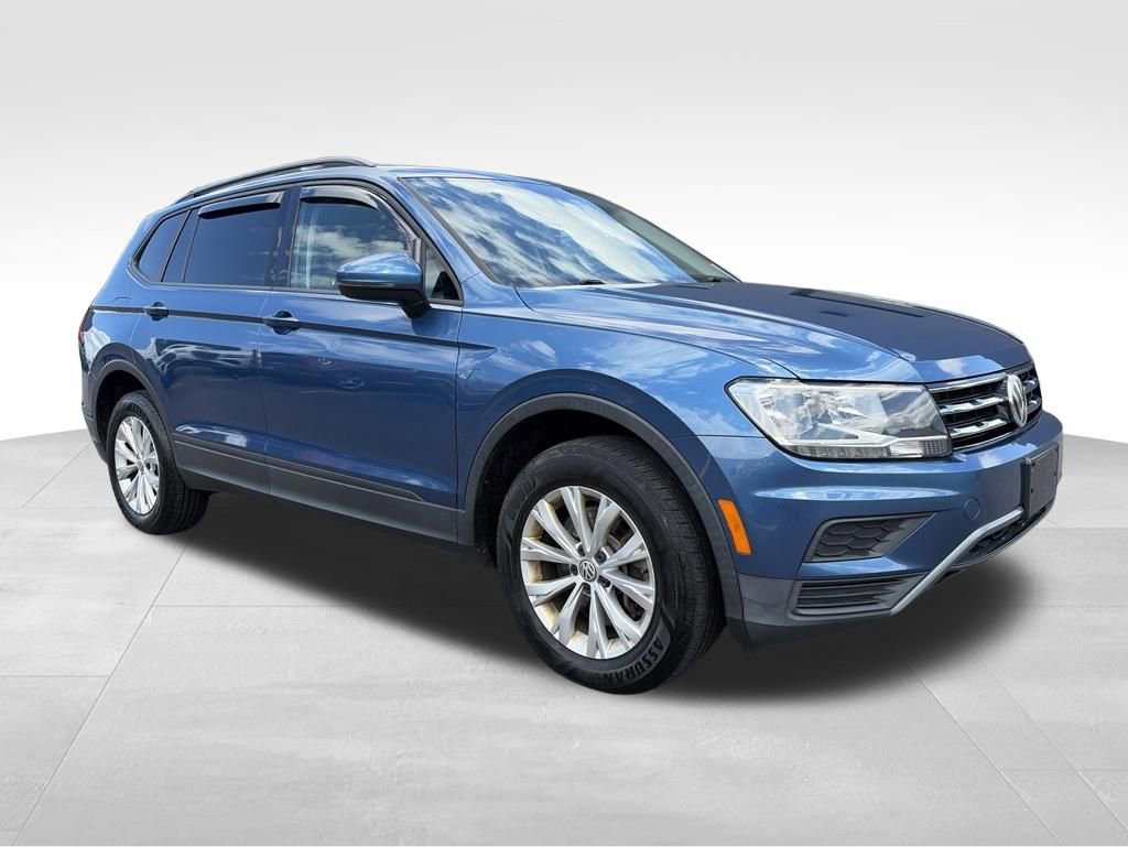 Used 2019 Volkswagen Tiguan S w/ Driver Assistance Package AWD/4WD image 1