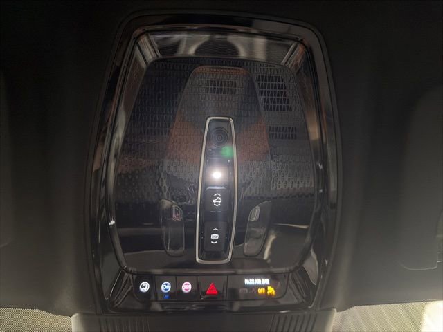 Certified 2026 Cadillac Vistiq Luxury image 36