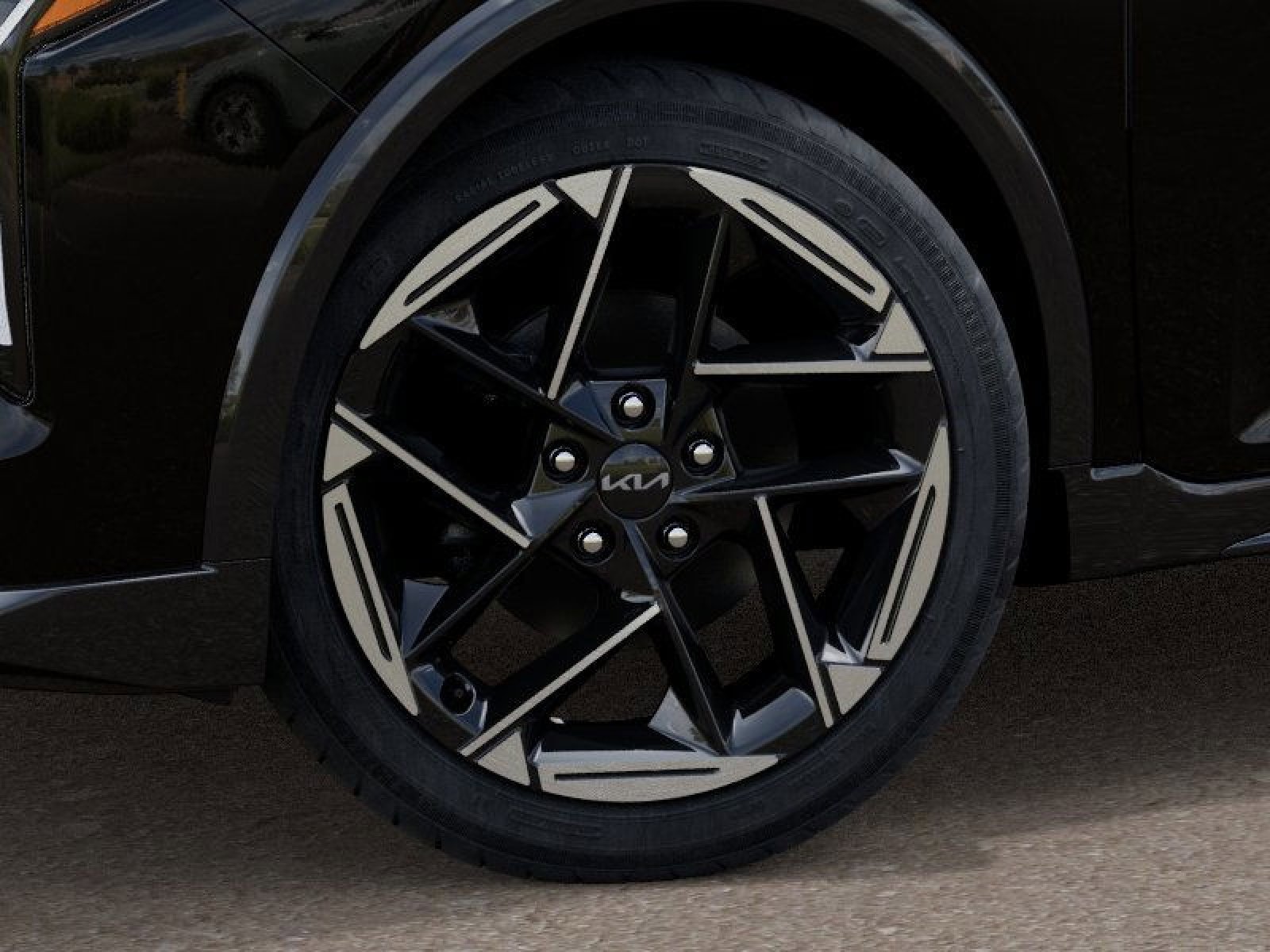 New 2025 Kia K4 GT-Line image 12