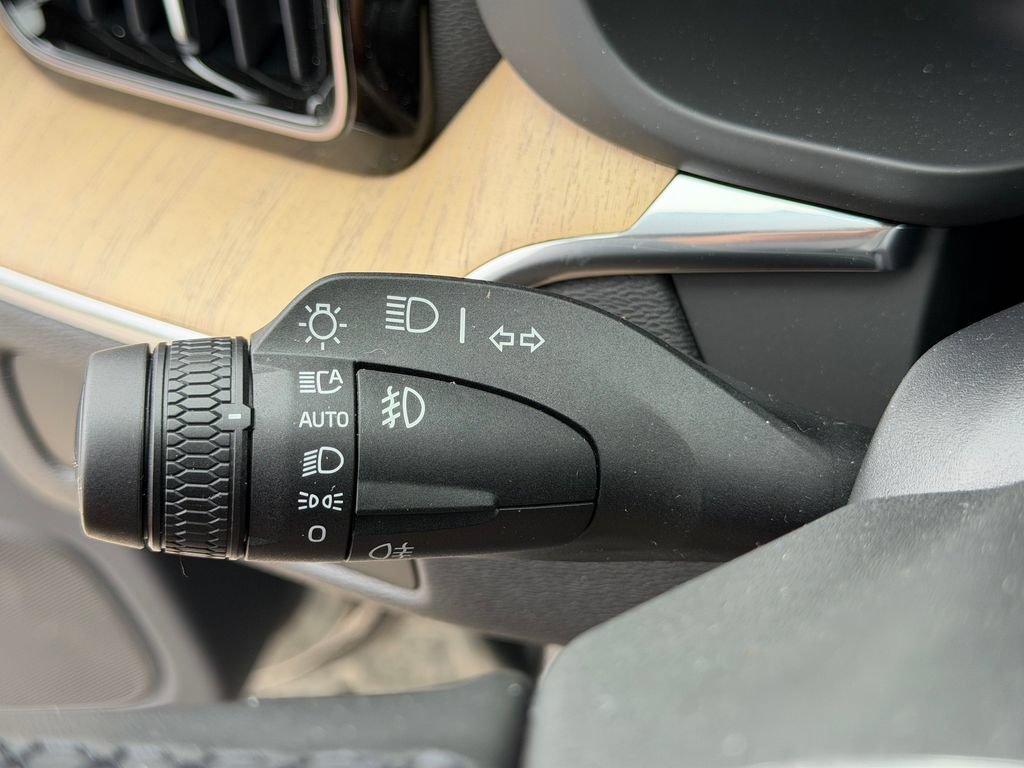 New 2026 Volvo XC60 T8 Plus w/ Protection Package Premier AWD/4WD image 30