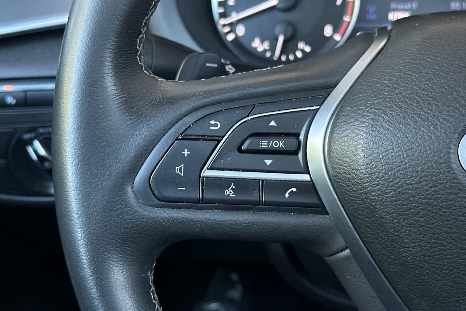 Used 2022 INFINITI QX50 Luxe AWD/4WD image 26