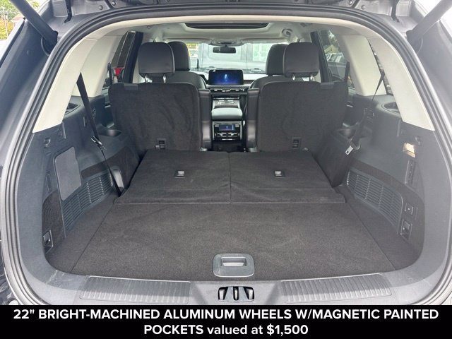 New 2026 Lincoln Aviator Reserve AWD/4WD image 3