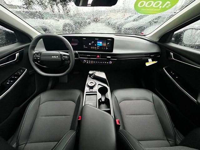 New 2025 Kia EV6 Light RWD image 15