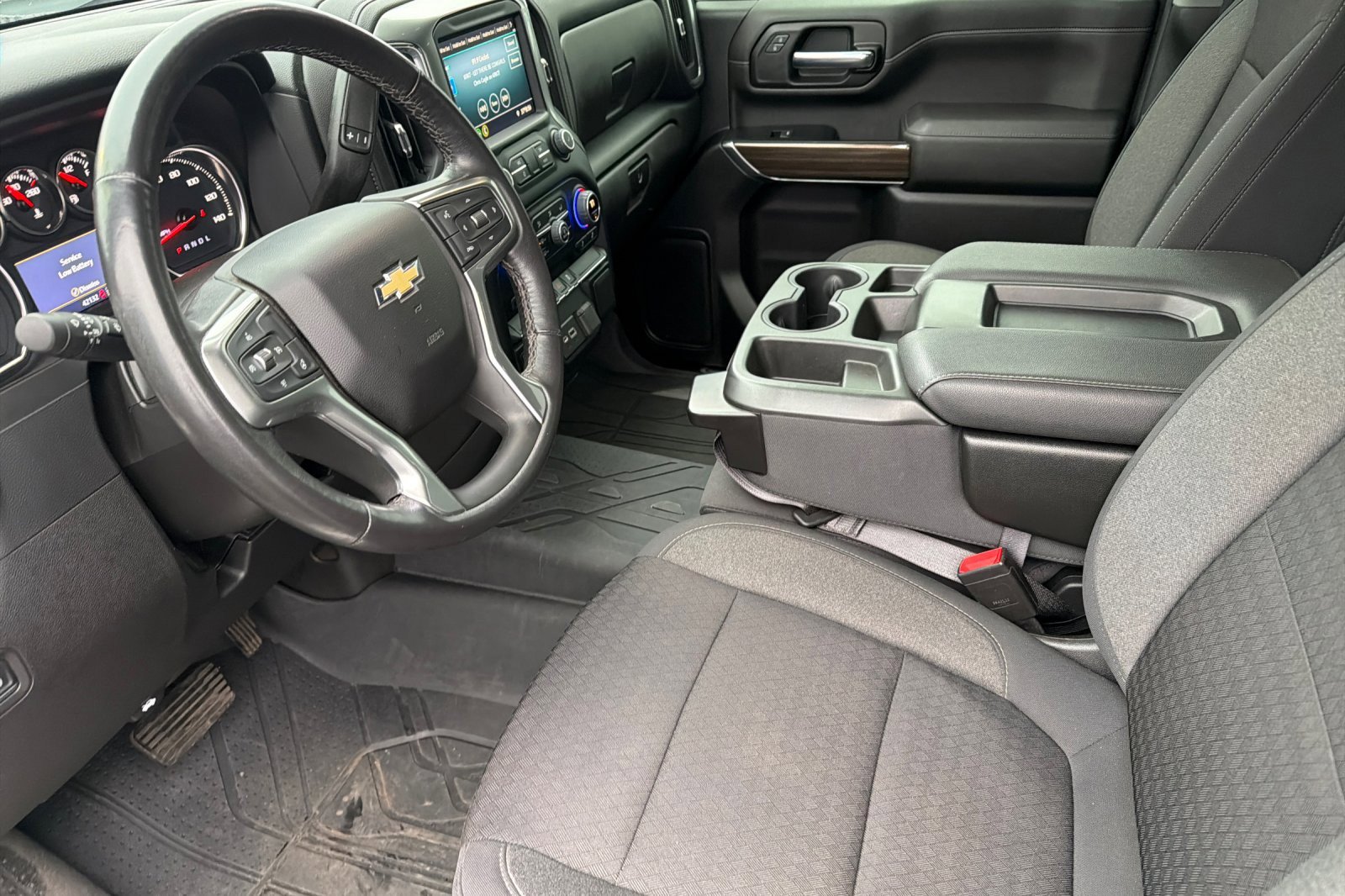 Used 2022 Chevrolet Silverado 3500 LT w/ Convenience Package image 7