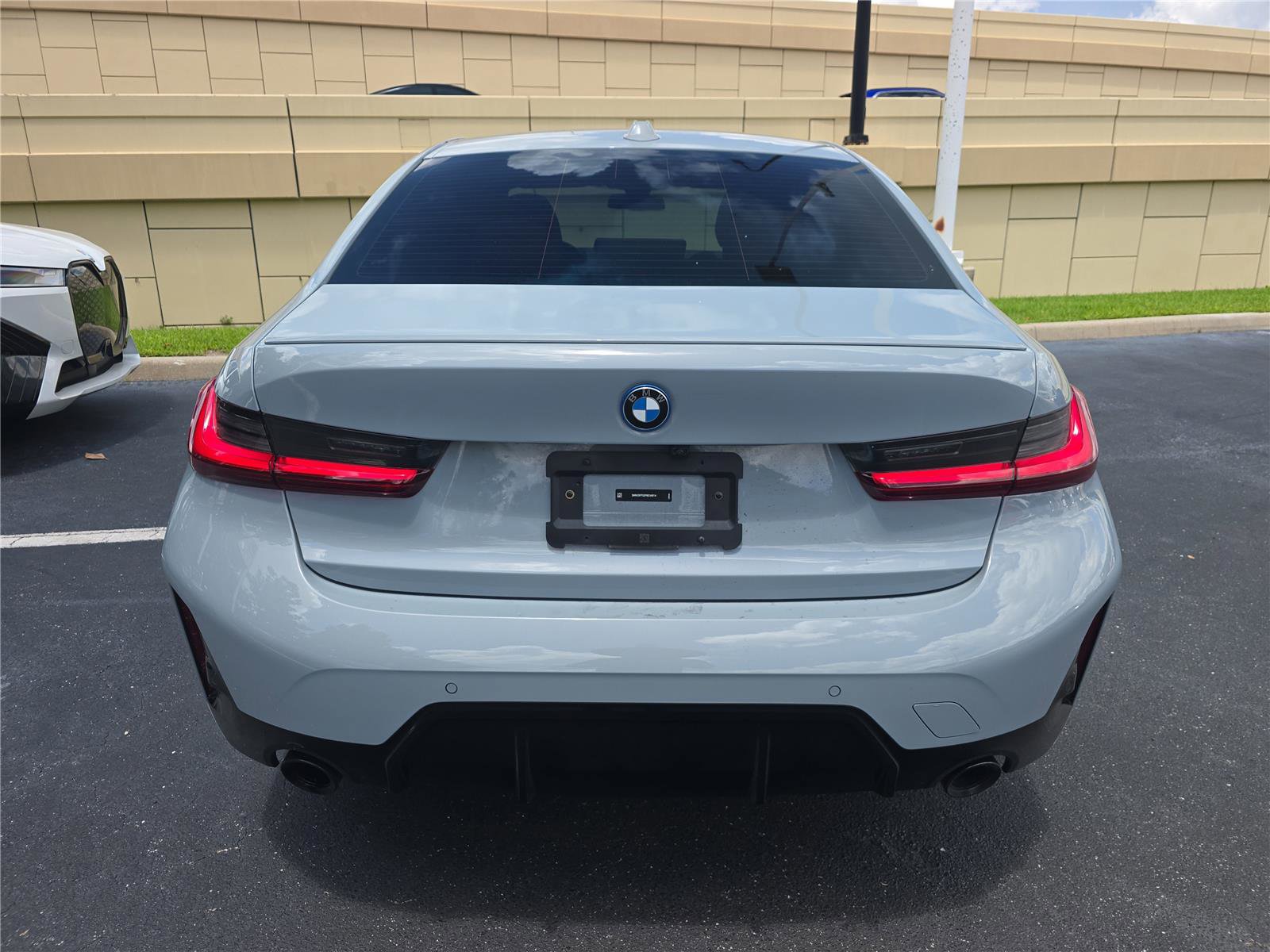 Used 2023 BMW 330e w/ M Sport Package RWD image 3