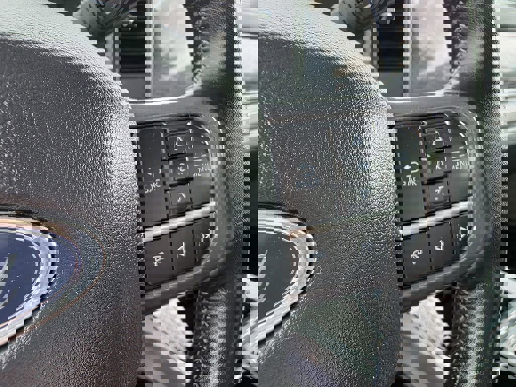 Used 2024 Ford F350 Lariat image 37