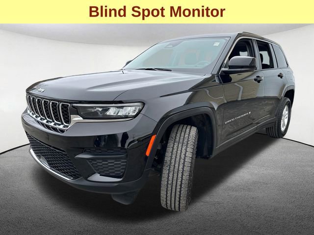 Used 2023 Jeep Grand Cherokee Laredo w/ Luxury Tech Group I image 5