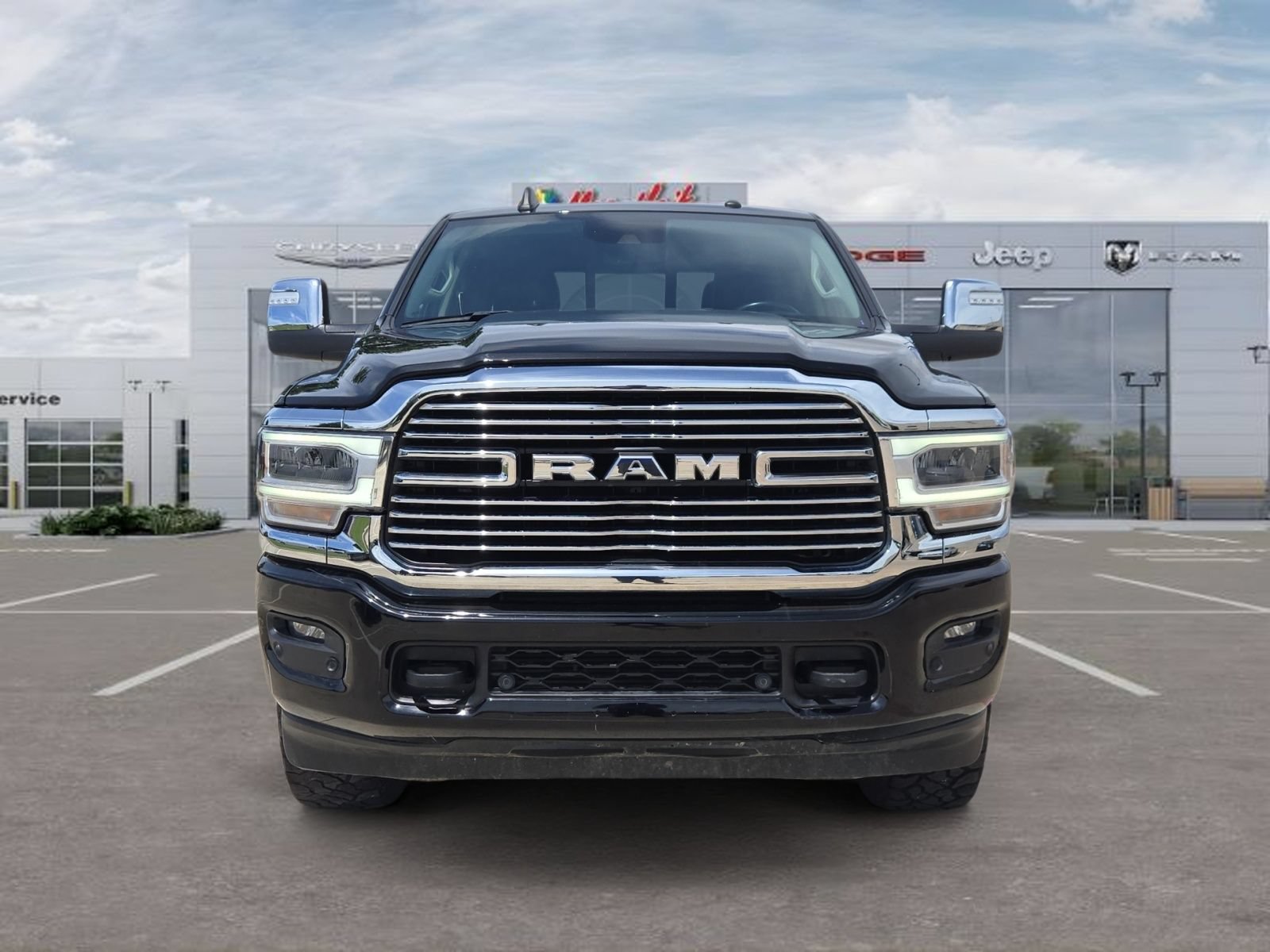Used 2024 RAM 2500 Laramie w/ Safety Group AWD/4WD image 8