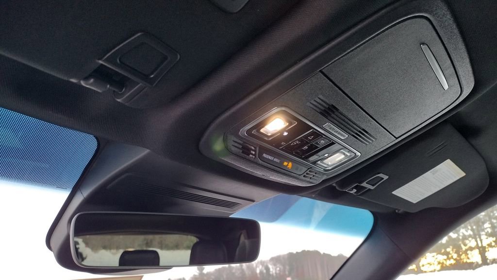 Certified 2024 Lincoln Nautilus Reserve w/ Equipment Group 202A image 17