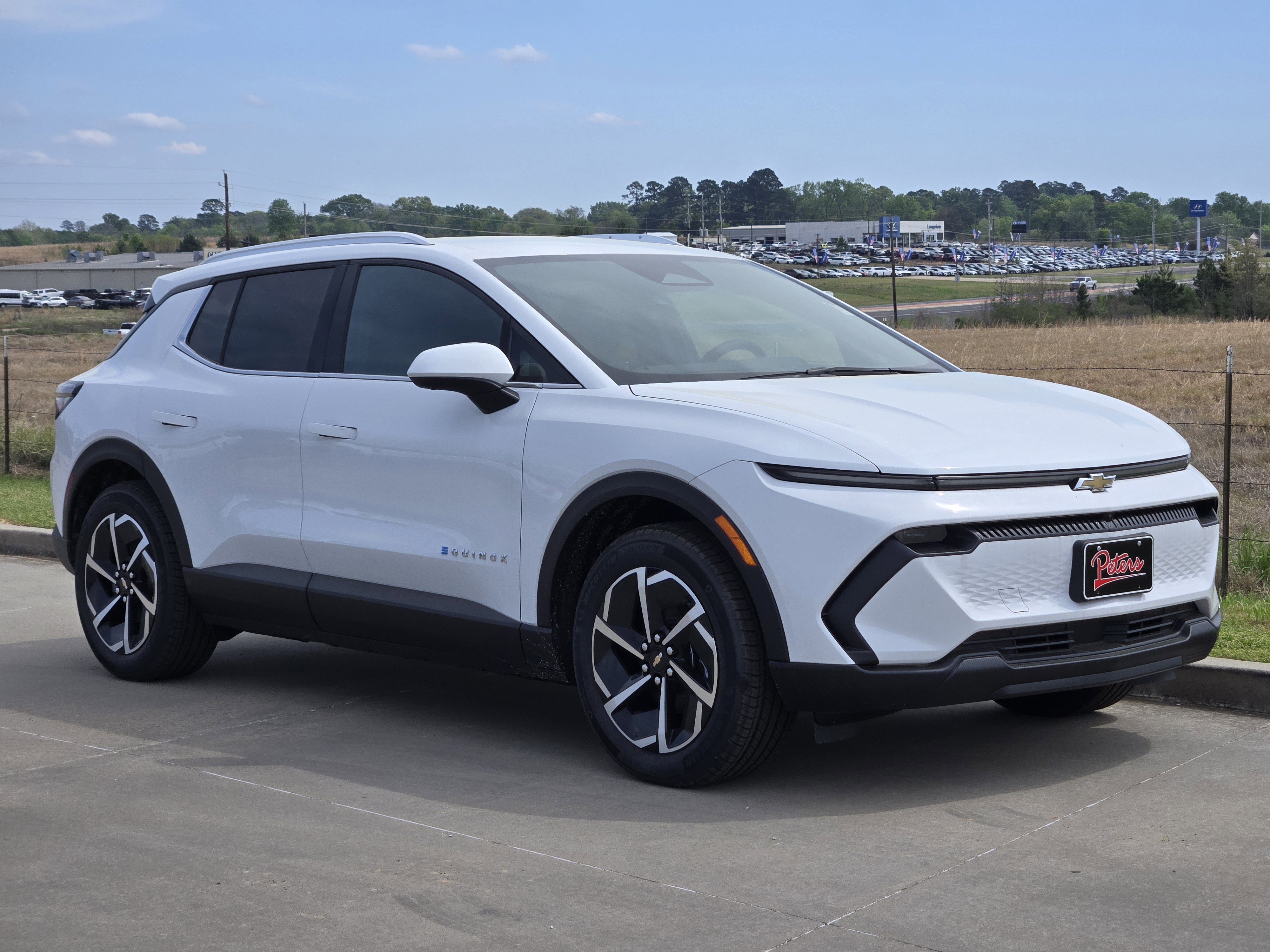 New 2026 Chevrolet Equinox EV LT image 1