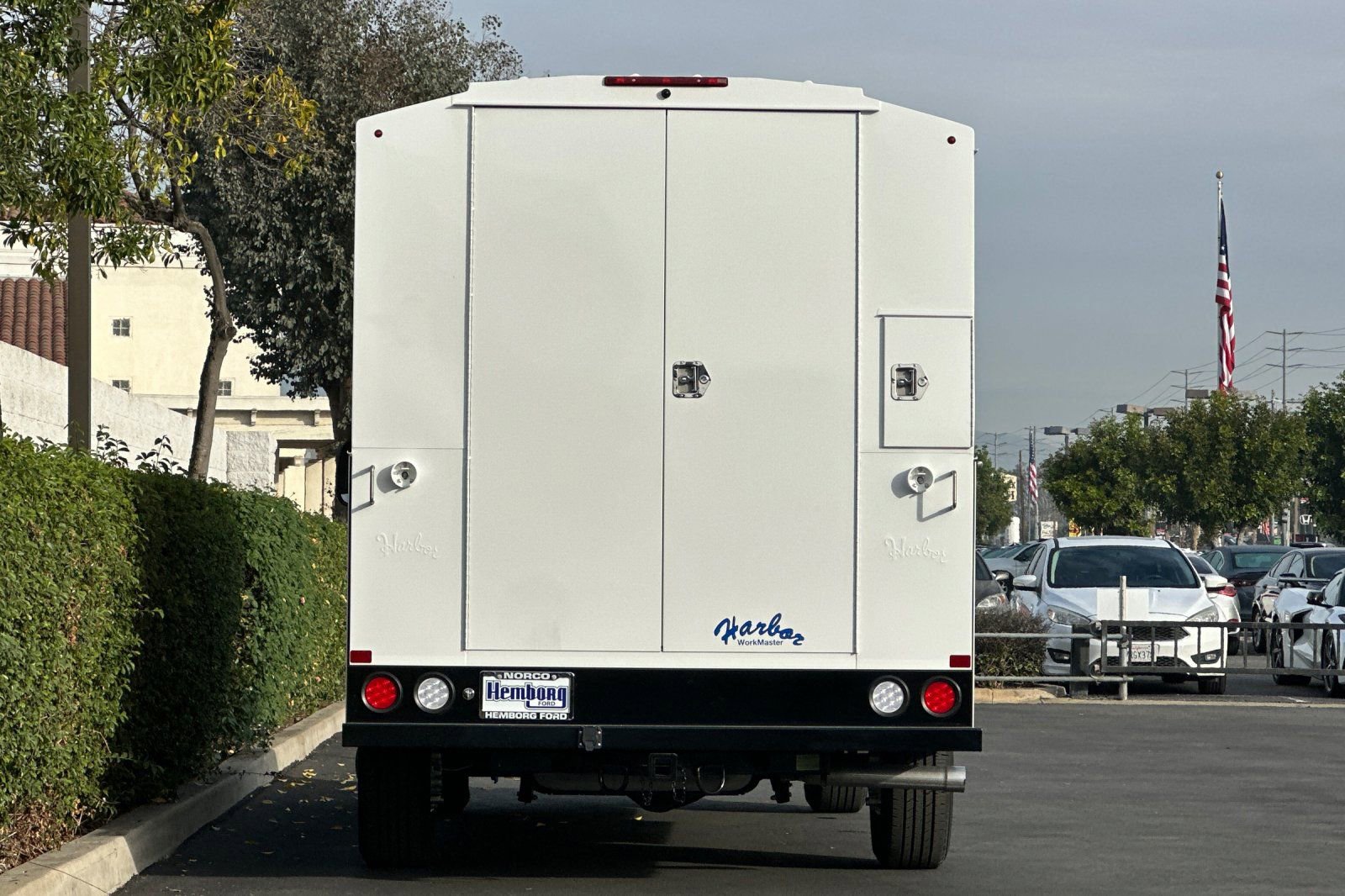 New 2026 Ford E-350 and Econoline 350 Super Duty w/ Power Equipment Group image 5