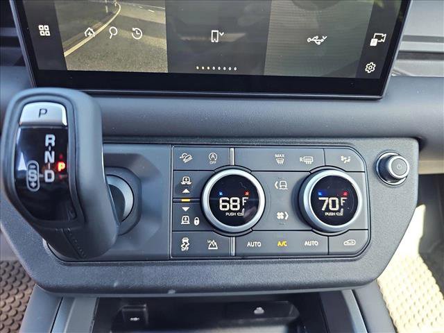 New 2025 Land Rover Defender 110 S image 22