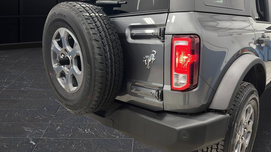 Used 2025 Ford Bronco Big Bend image 32