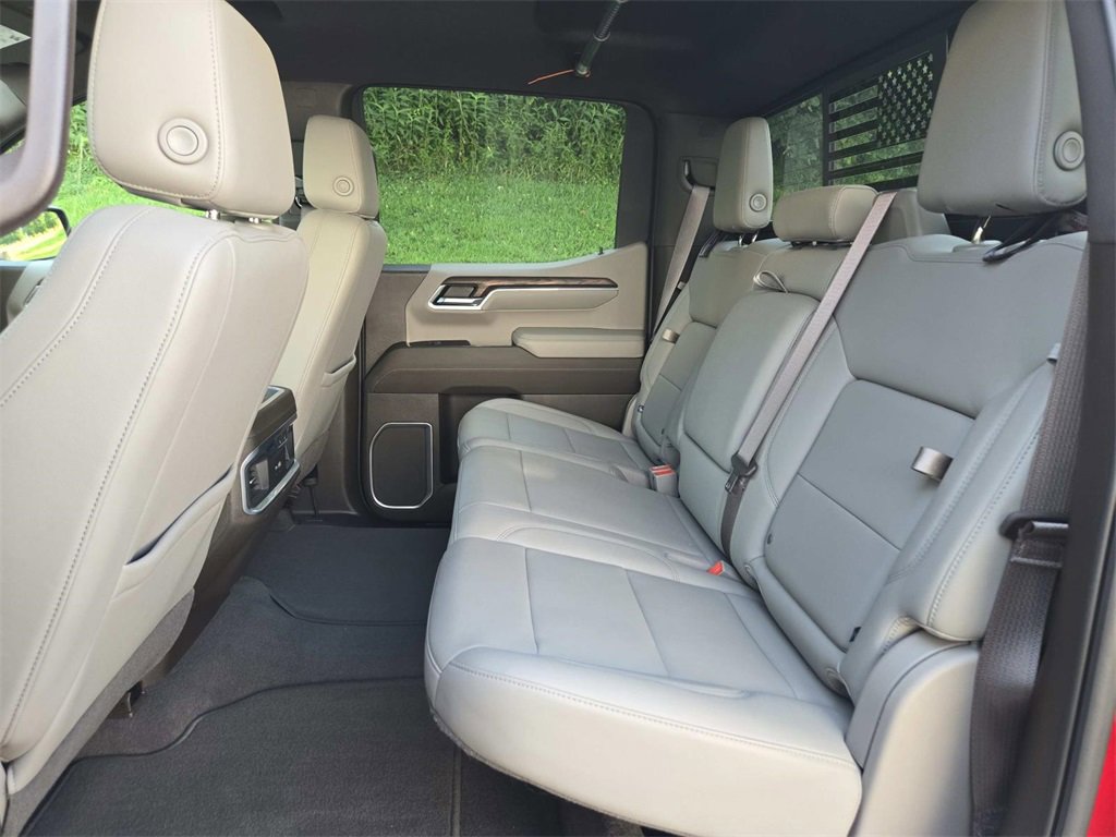 Used 2022 GMC Sierra 1500 SLT w/ SLT Premium Plus Package image 12