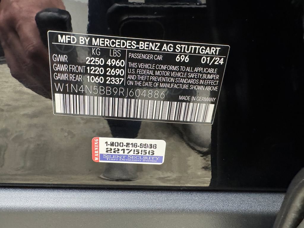 Certified 2024 Mercedes-Benz GLA 35 AMG 4MATIC image 30