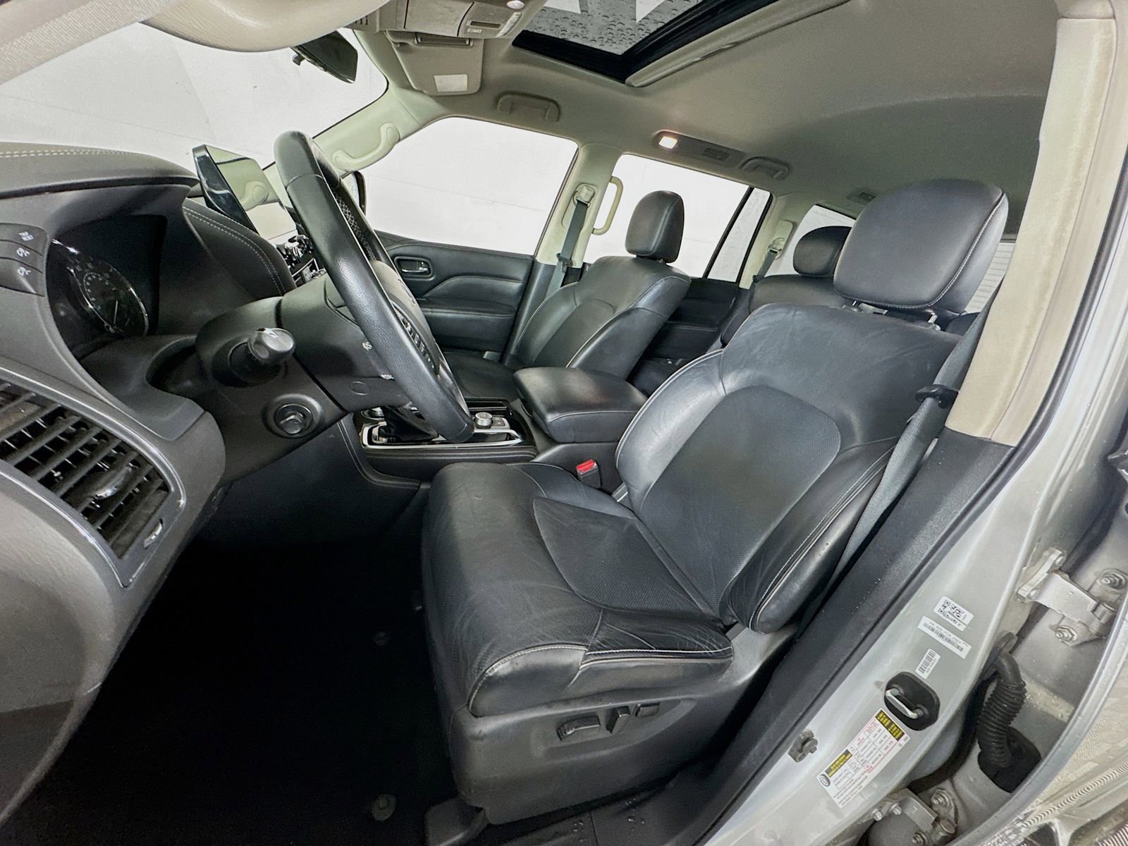 Used 2022 INFINITI QX80 Luxe image 12