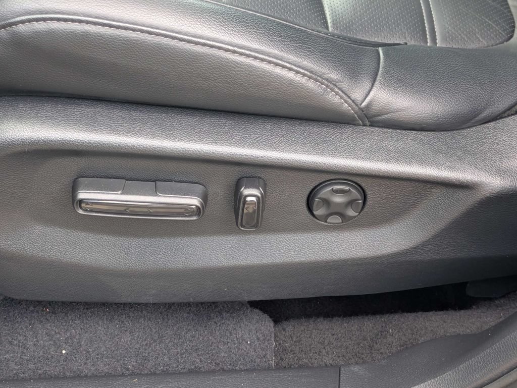 Used 2019 Honda CR-V EX-L image 22