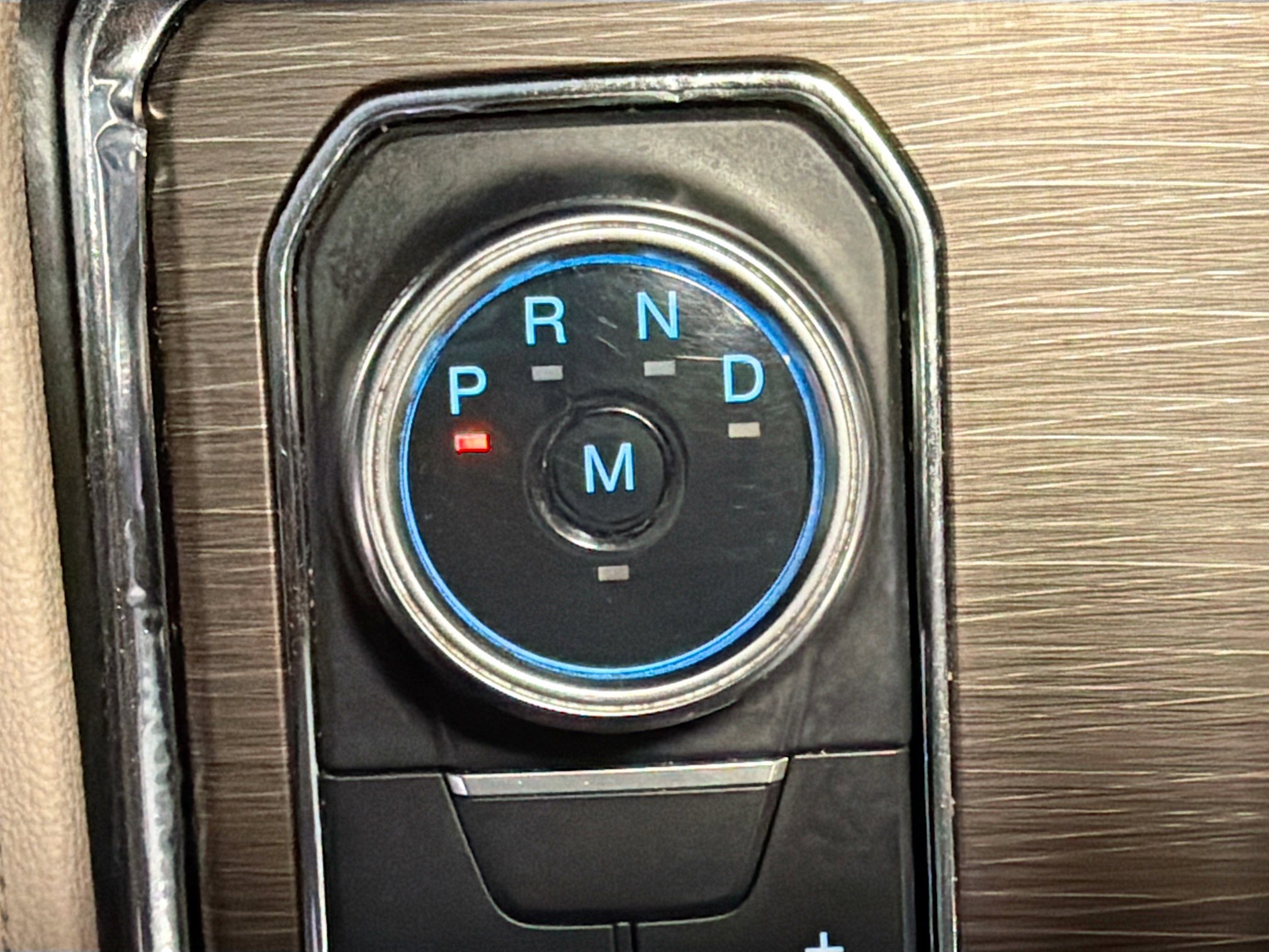 Used 2024 Ford Expedition Limited image 25