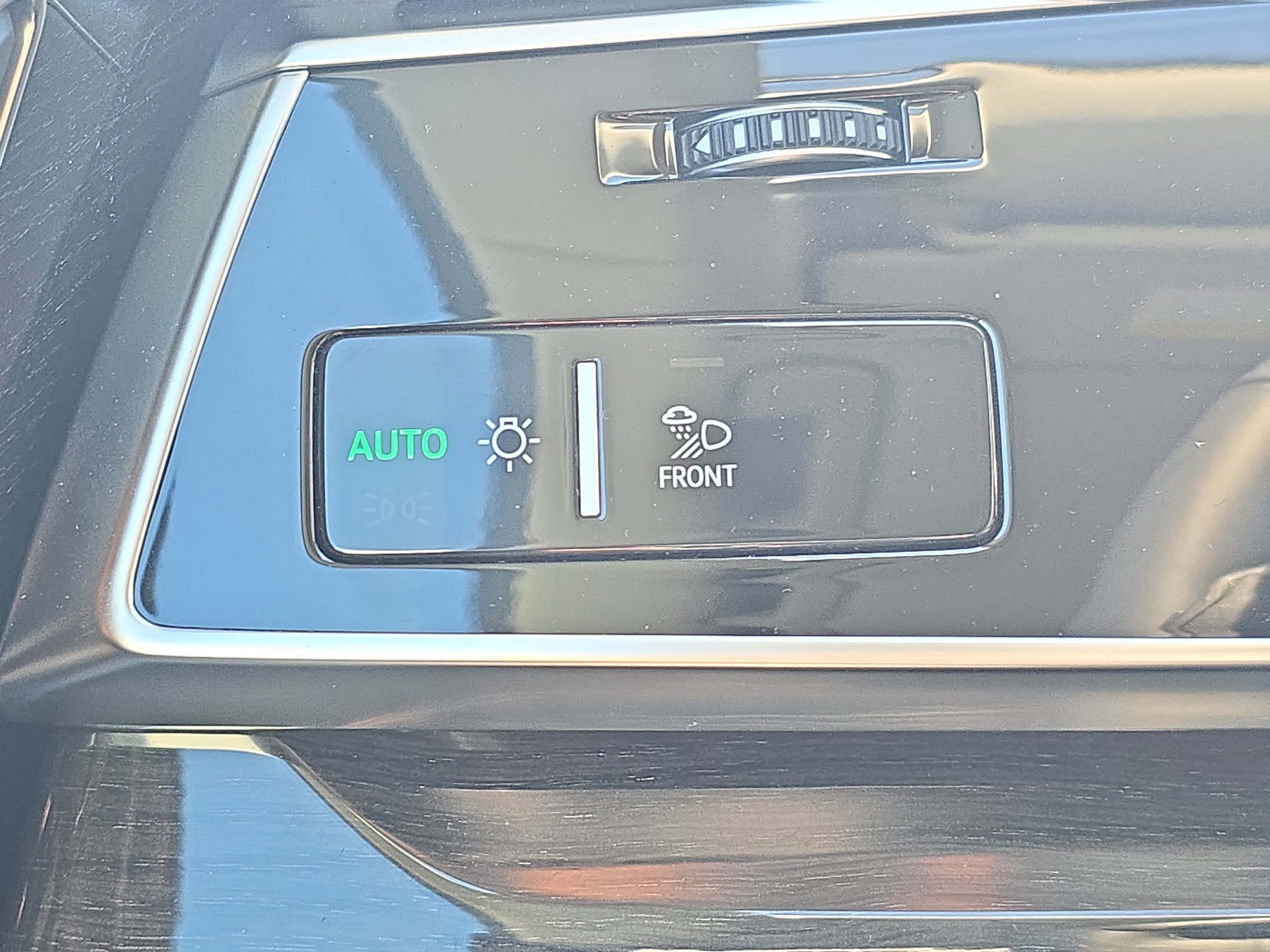 New 2025 Audi Q8 Premium Plus image 24