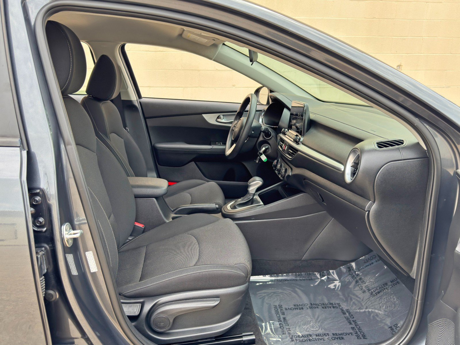 Used 2023 Kia Forte LX FWD image 14