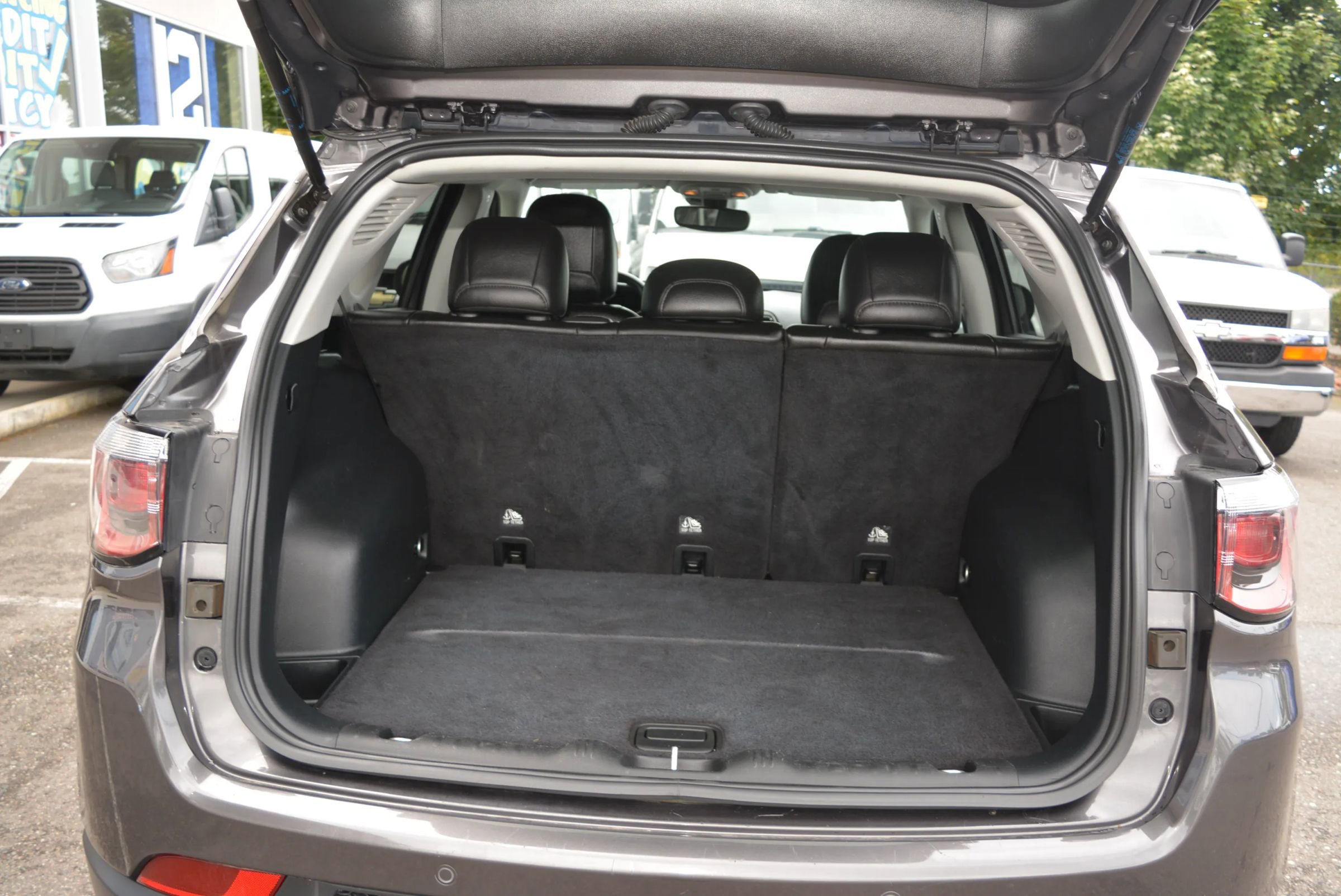 Used 2021 Jeep Compass Limited image 15