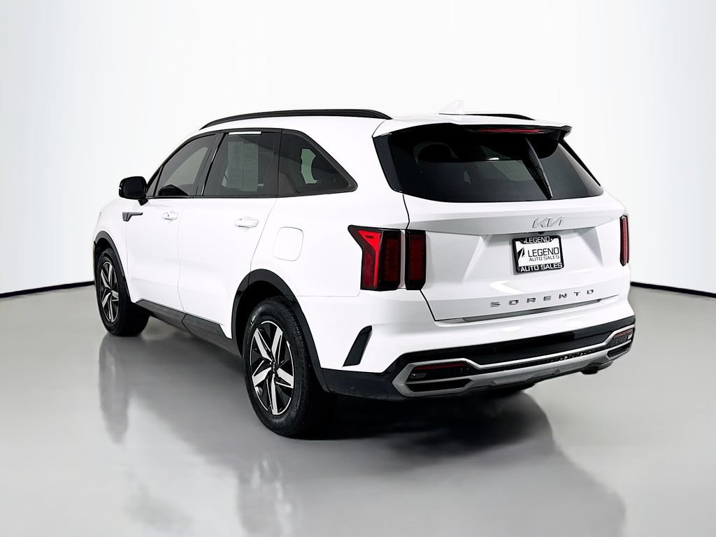 Used 2022 Kia Sorento EX w/ Panoramic Sunroof Package FWD image 7