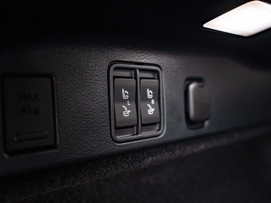 New 2026 Lexus RX 450h AWD image 22