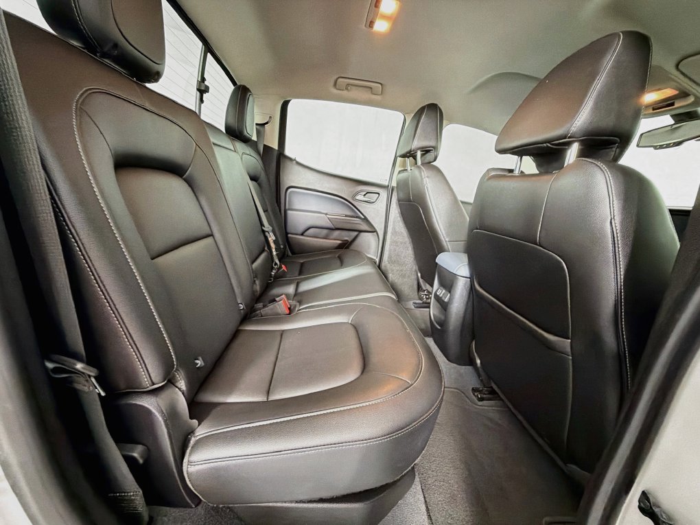 Used 2019 Chevrolet Colorado Z71 AWD/4WD image 27