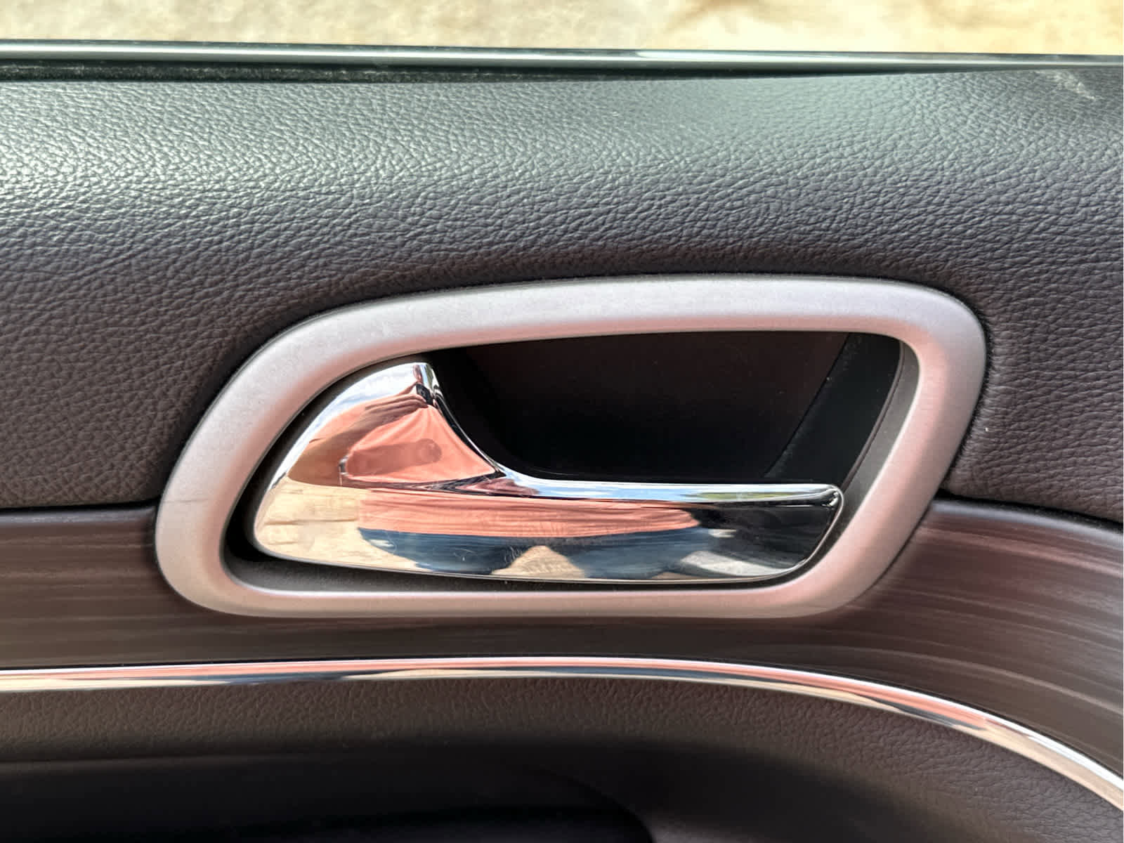 Used 2021 Jeep Grand Cherokee Limited image 22