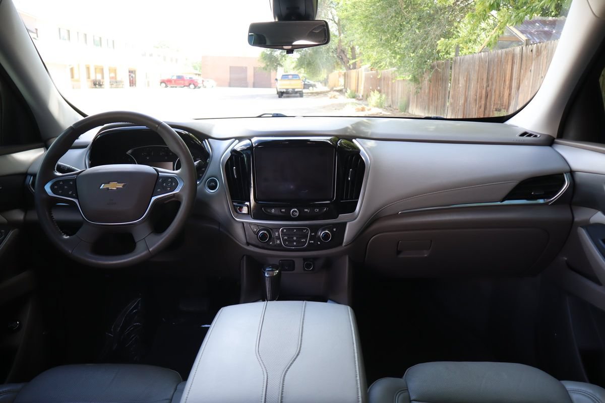 Used 2018 Chevrolet Traverse Premier AWD/4WD image 16
