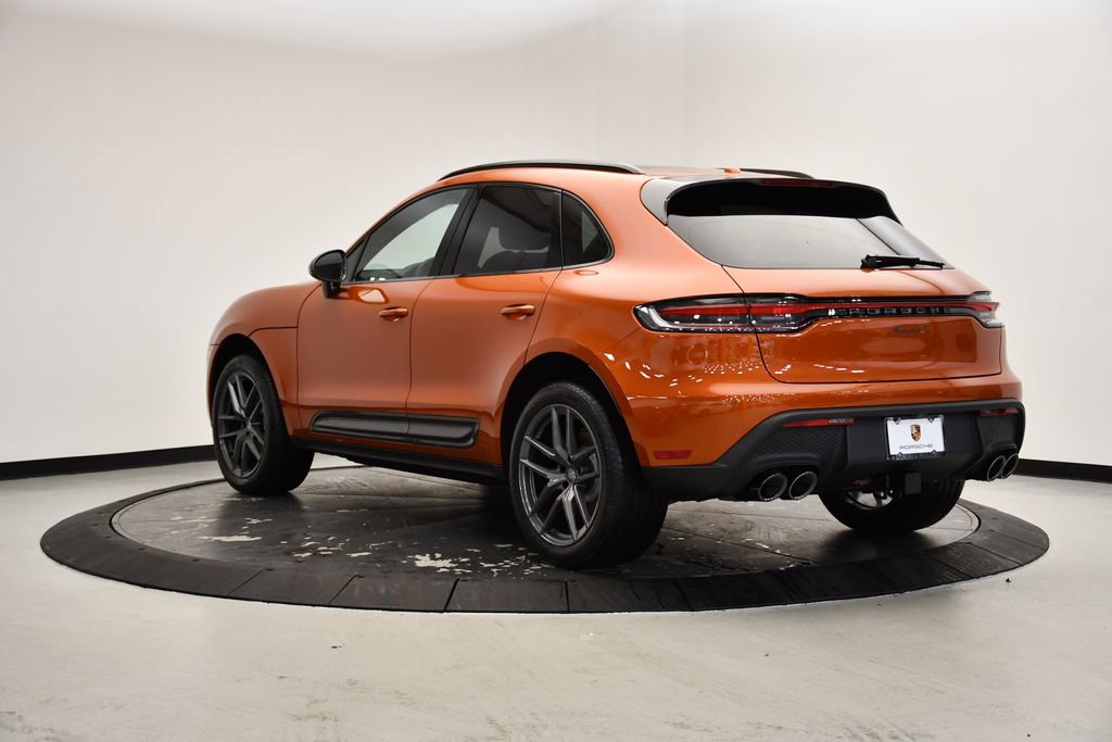 Used 2025 Porsche Macan Turbo image 3