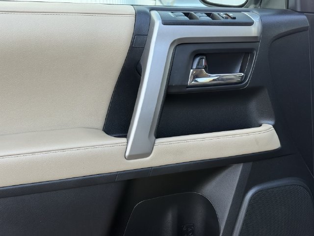 Used 2023 Toyota 4Runner SR5 AWD/4WD image 24