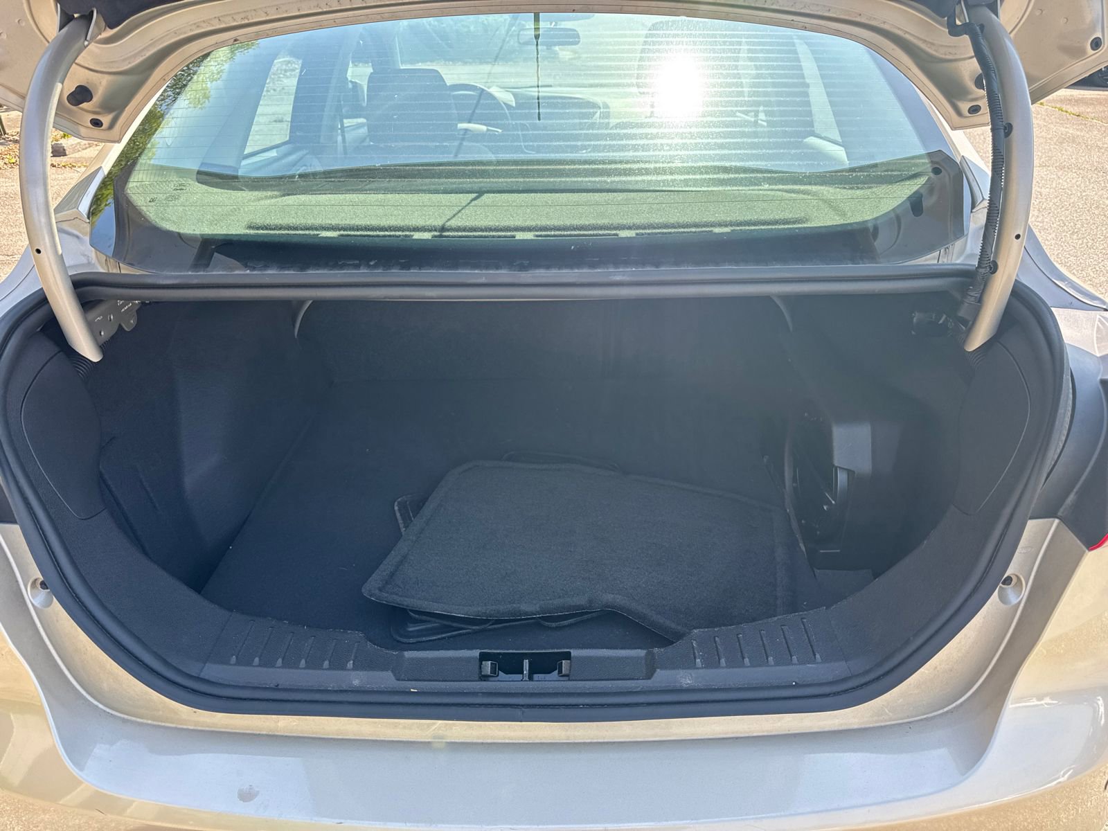 Used 2018 Ford Focus SEL FWD image 18