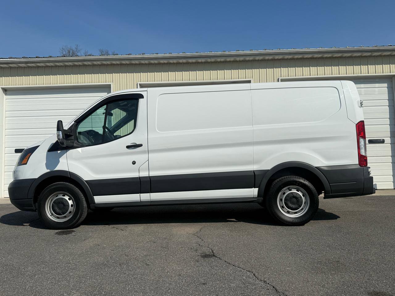 Used 2016 Ford Transit 150 130 Low Roof image 1