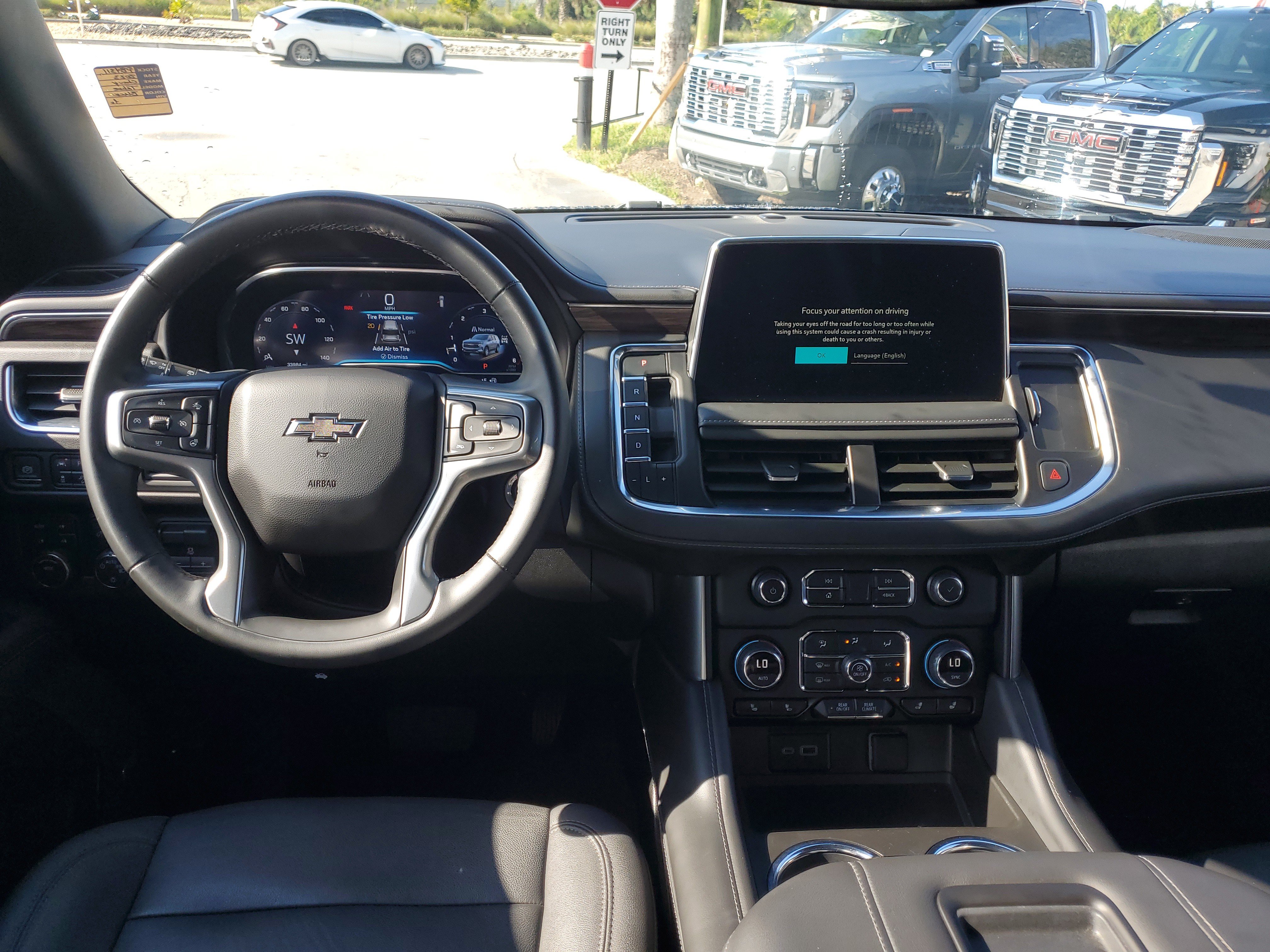 Used 2023 Chevrolet Tahoe Z71 w/ Luxury Package AWD/4WD image 21