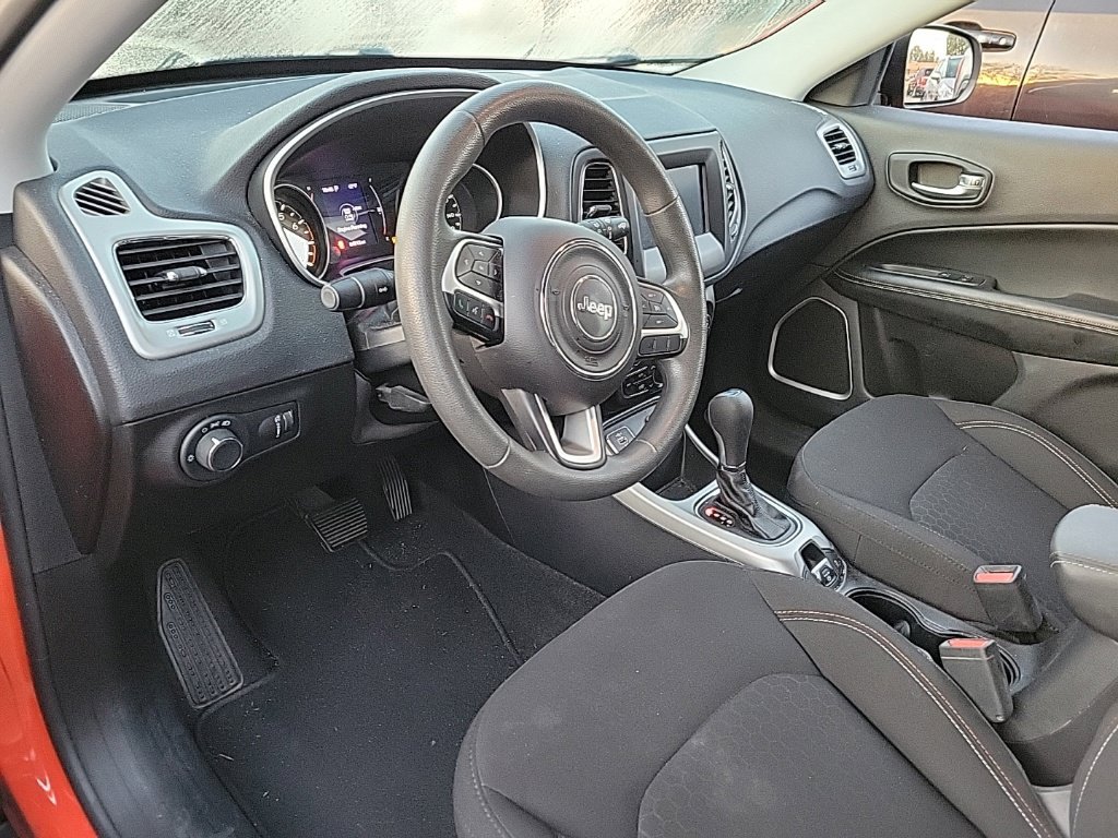 Used 2021 Jeep Compass Sport FWD image 7
