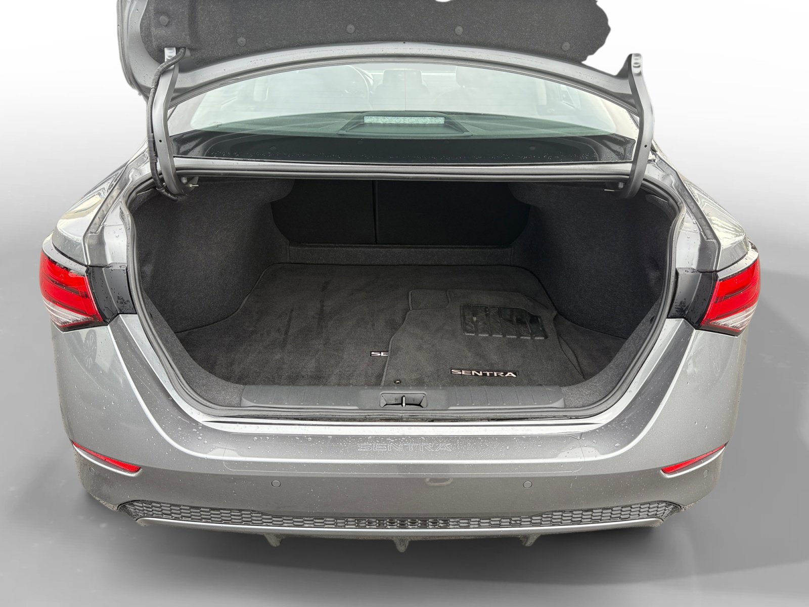 Used 2023 Nissan Sentra SV w/ All-Weather Package image 17