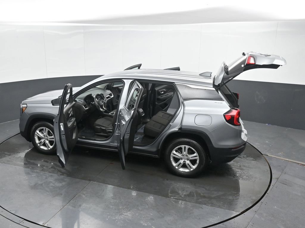 Used 2024 GMC Terrain SLE image 55