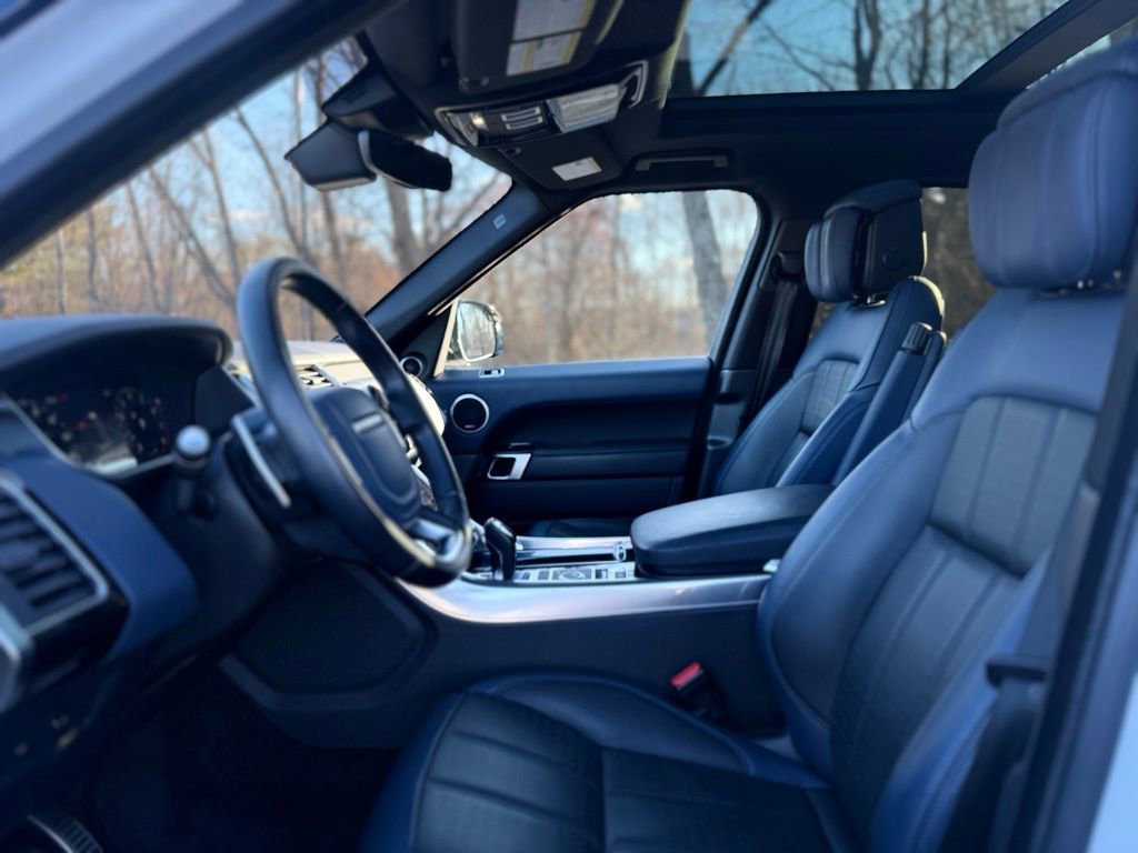 Used 2018 Land Rover Range Rover Sport HSE Dynamic image 15