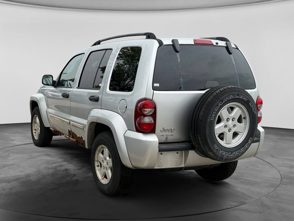 Used 2006 Jeep Liberty Sport AWD/4WD image 7