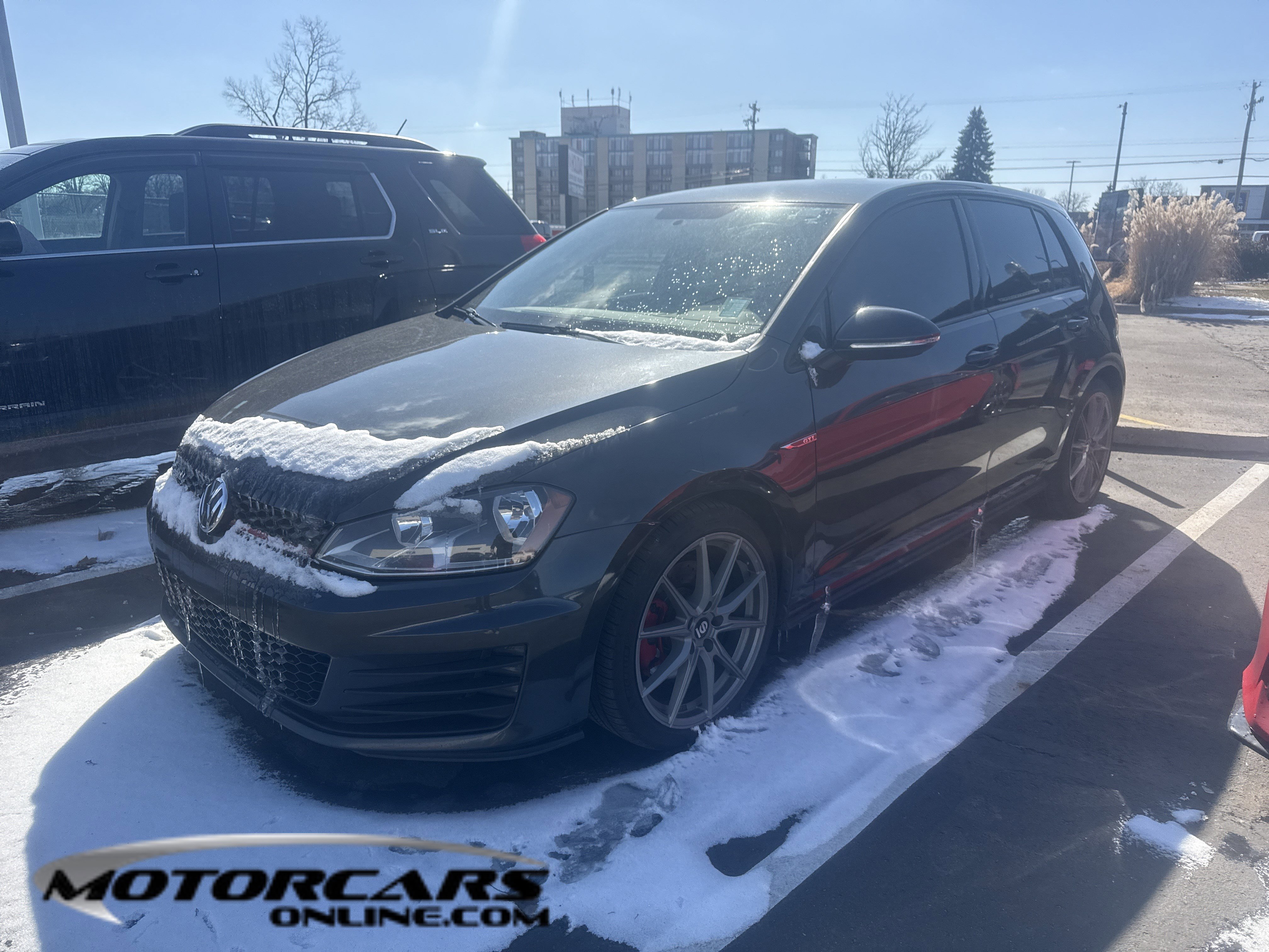 Used 2017 Volkswagen GTI S image 1