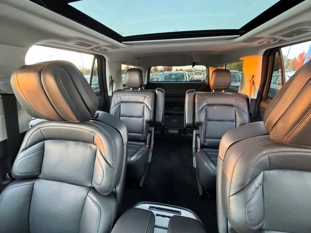 New 2025 Lincoln Navigator Reserve image 45