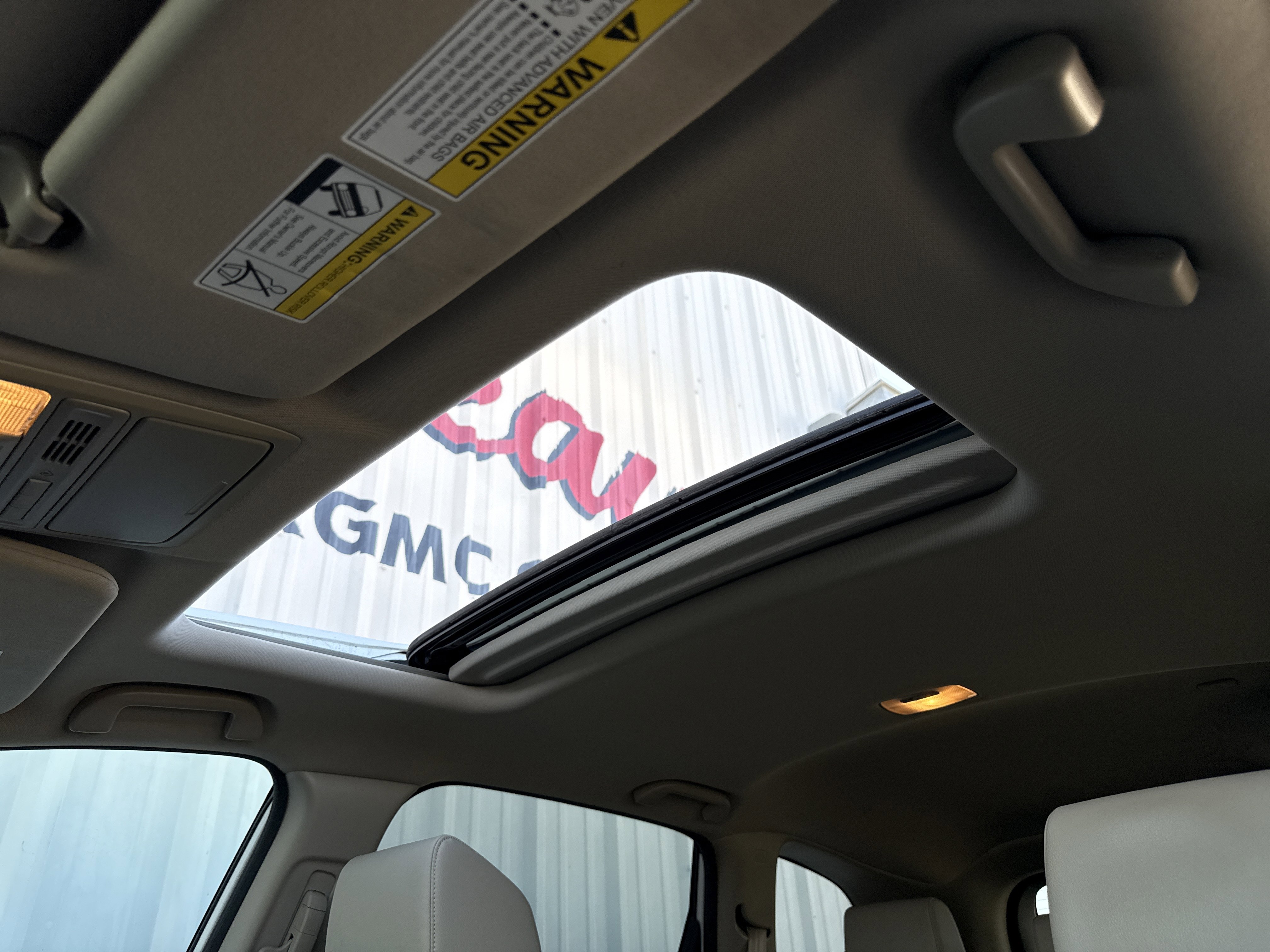 Used 2018 Honda CR-V Touring image 27