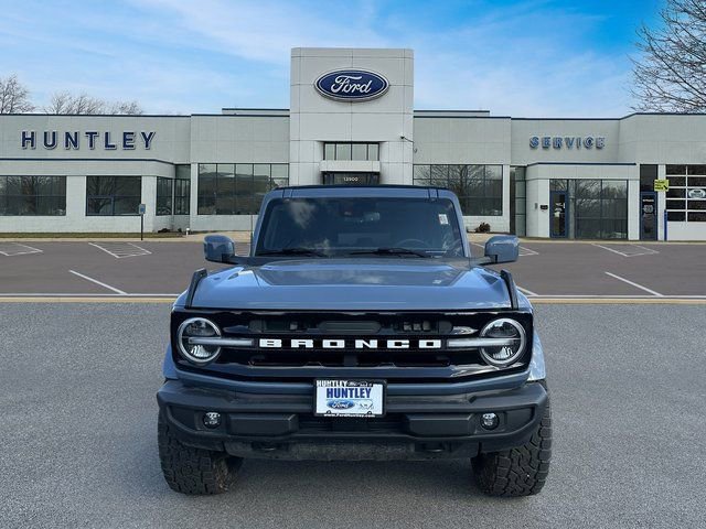 Used 2023 Ford Bronco Outer Banks image 3