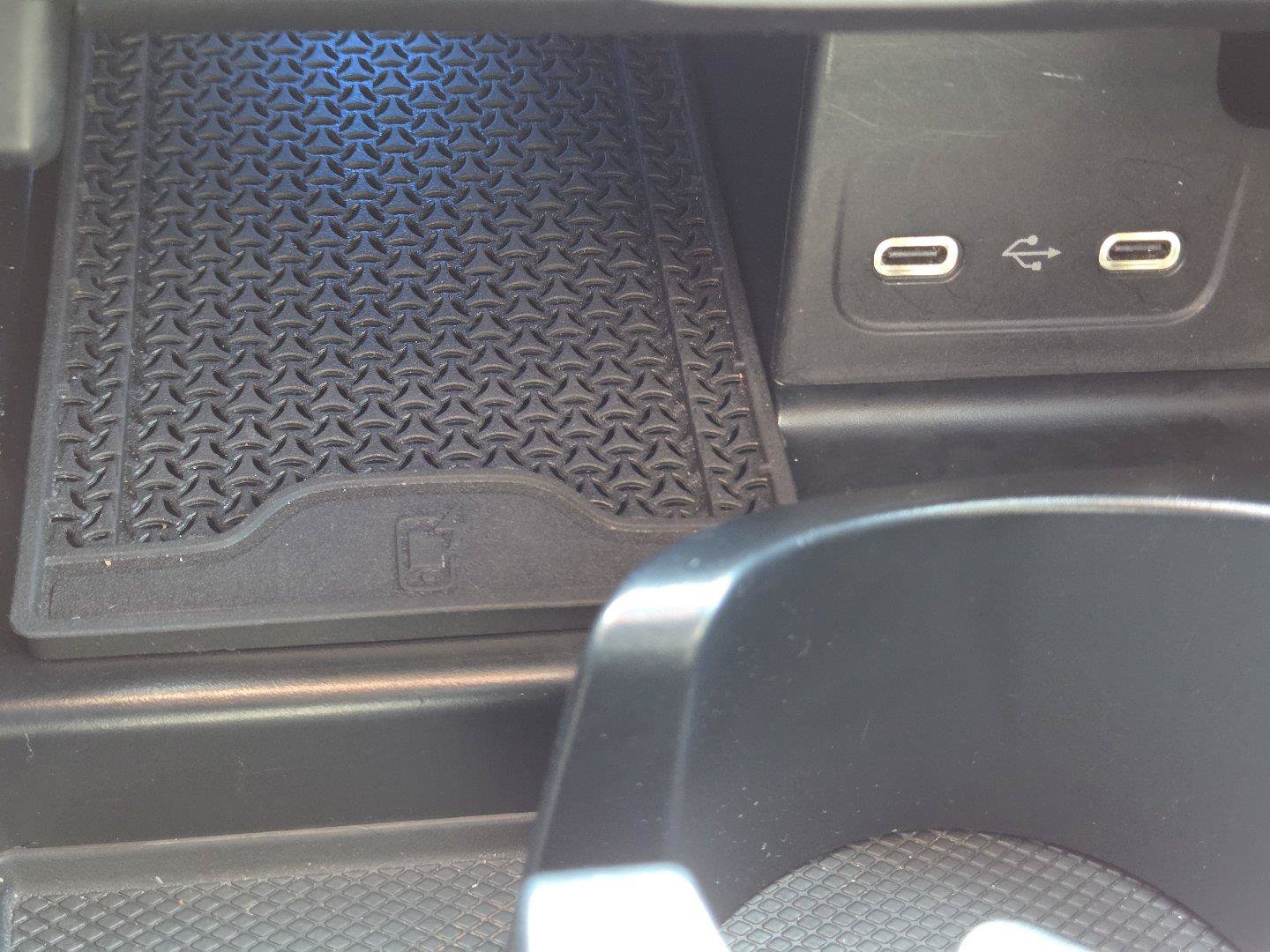 Used 2025 Mercedes-Benz C 300 4MATIC Sedan image 7