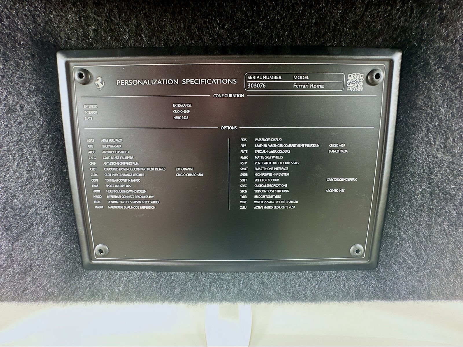 Used 2024 Ferrari Roma Spider RWD image 40