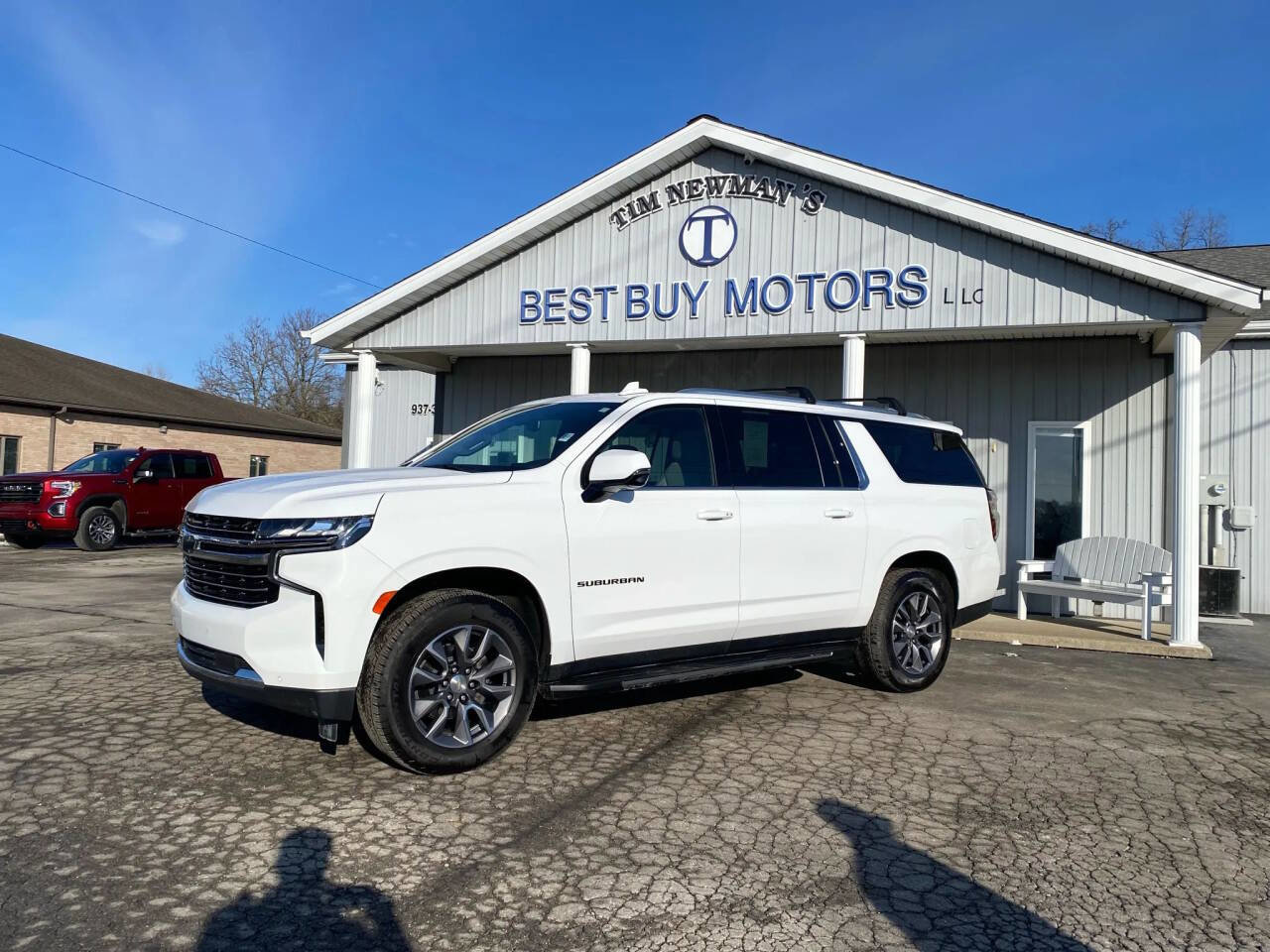 Used 2022 Chevrolet Suburban LT w/ LT Signature Plus Package video 1
