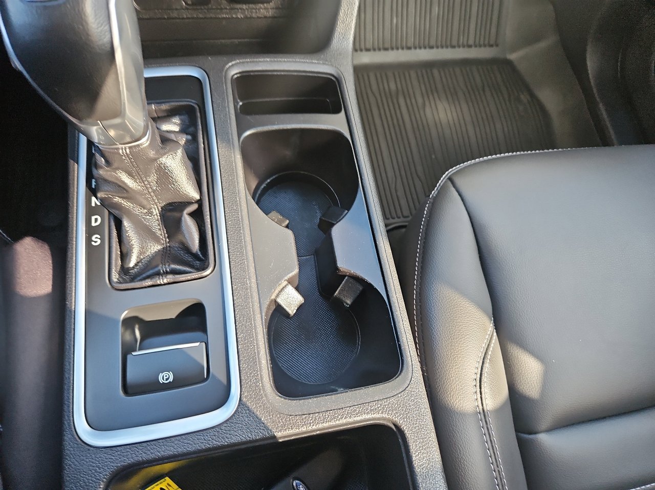 Used 2019 Ford Escape SEL image 35