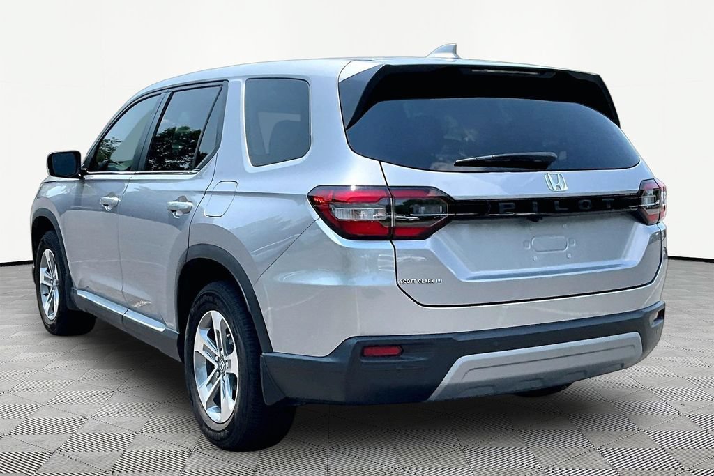 Certified 2025 Honda Pilot EX-L image 4